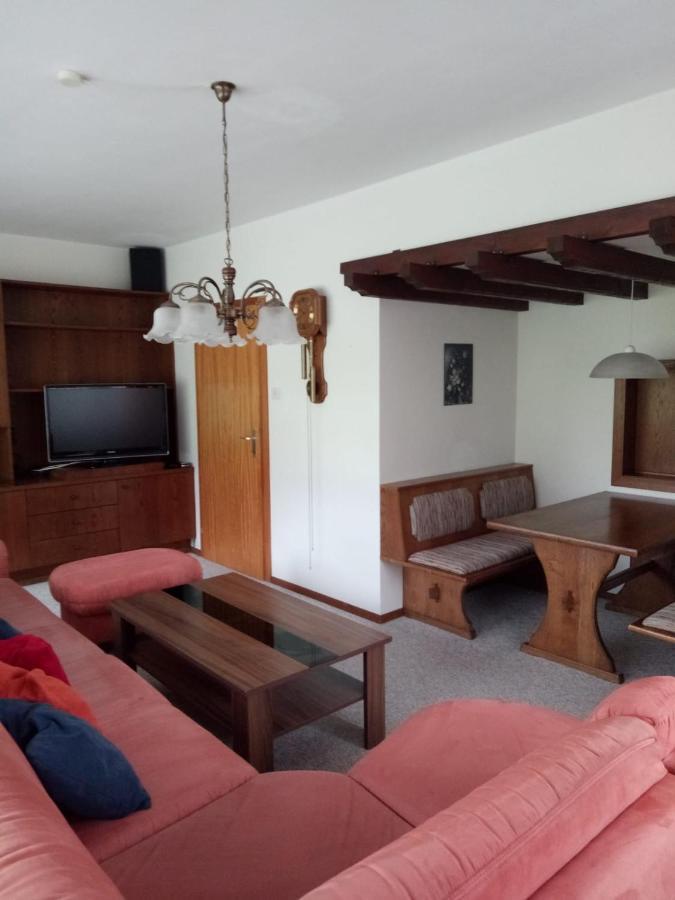 Ferienhaus Raumberg ภายนอก รูปภาพ